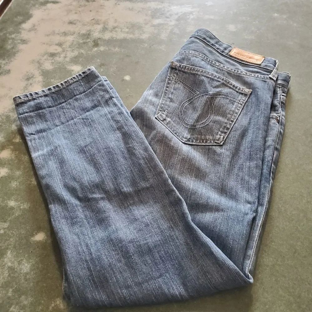 Big Star bootcut distressed jeans sz 28